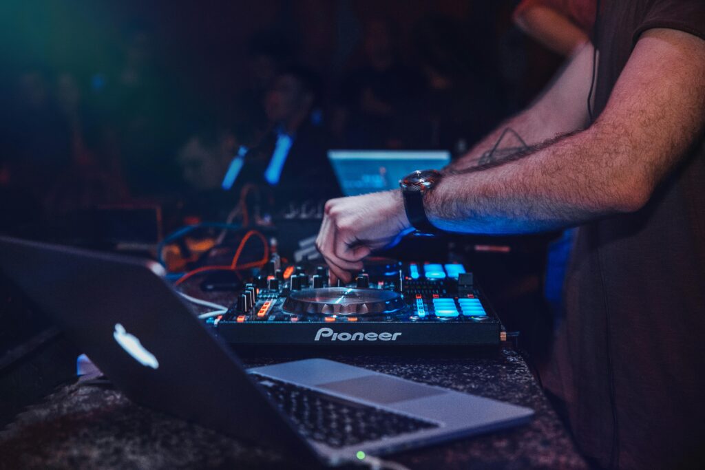 DJ pour soirée d'entreprise Paris