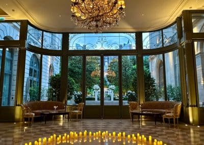 Ouverture-bal-chandelier-luxe