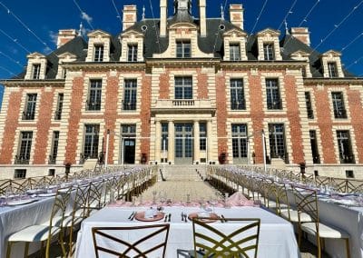 mariage-chateau-longue-table-exterieur