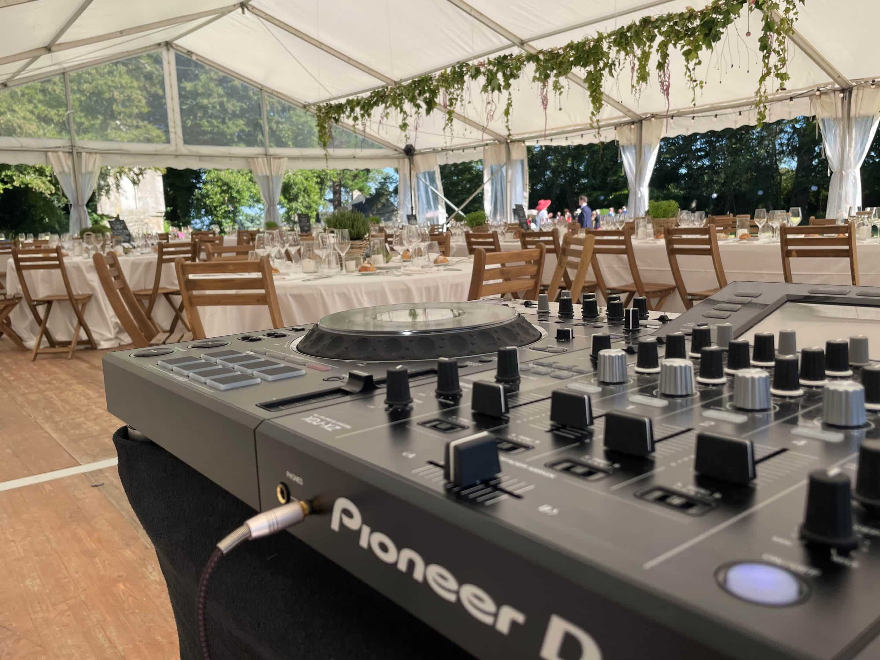 DJ pour mariage sous tente et chapiteau